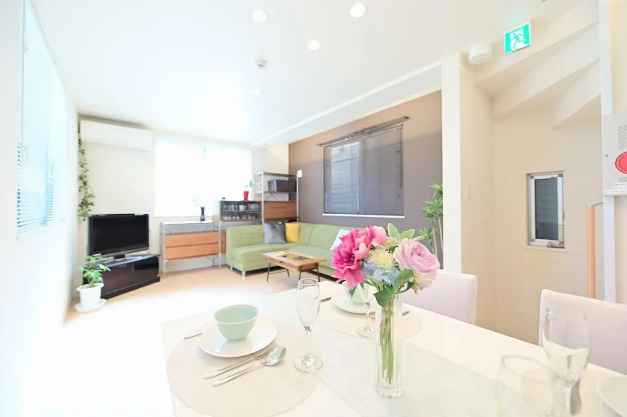 Warm Villa Prefektura Tokio 0*,